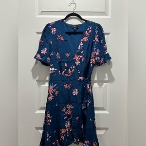 Lulu’s Casual Mini Wrap Dress (US size - M)